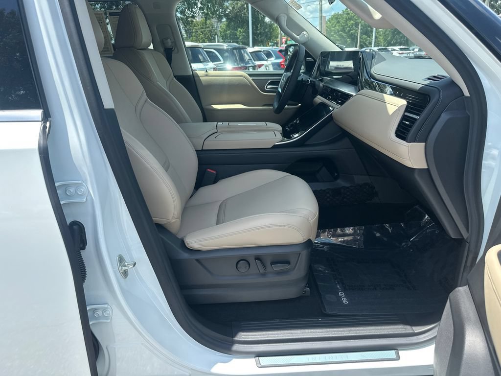 Used 2026 INFINITI QX80 Pure w/ Cargo Package AWD/4WD image 11