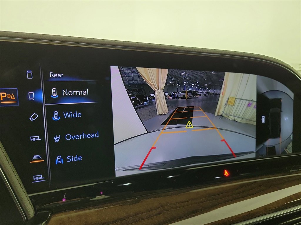 Used 2022 Cadillac Escalade ESV Sport Platinum w/ LPO, ONYX Package image 28