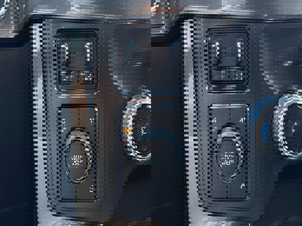 Used 2022 Ford F150 XLT w/ Equipment Group 302A High image 43