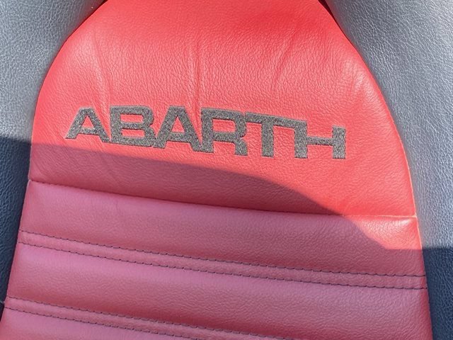 Used 2019 FIAT 124 Spider Abarth w/ Navigation & Sound Group RWD image 15