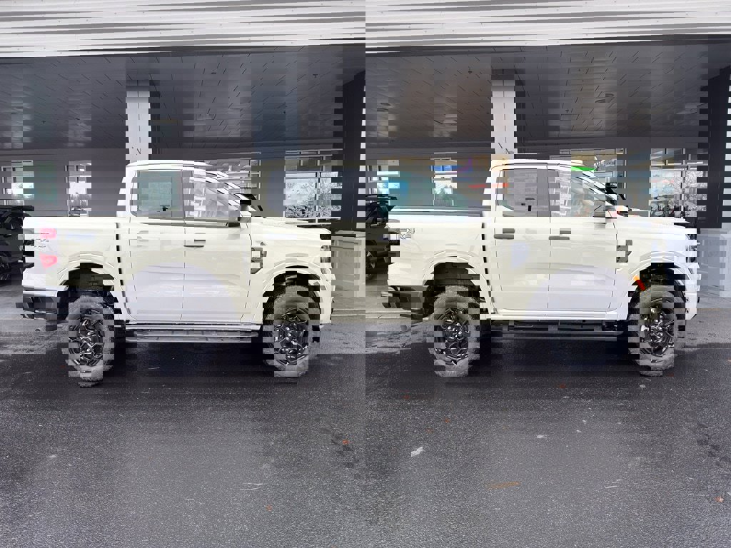 New 2025 Ford Ranger XLT w/ Equipment Group 301A High image 3