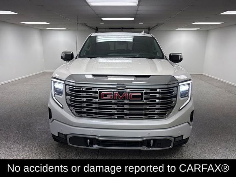 Used 2024 GMC Sierra 1500 Denali w/ Denali Reserve Package image 2