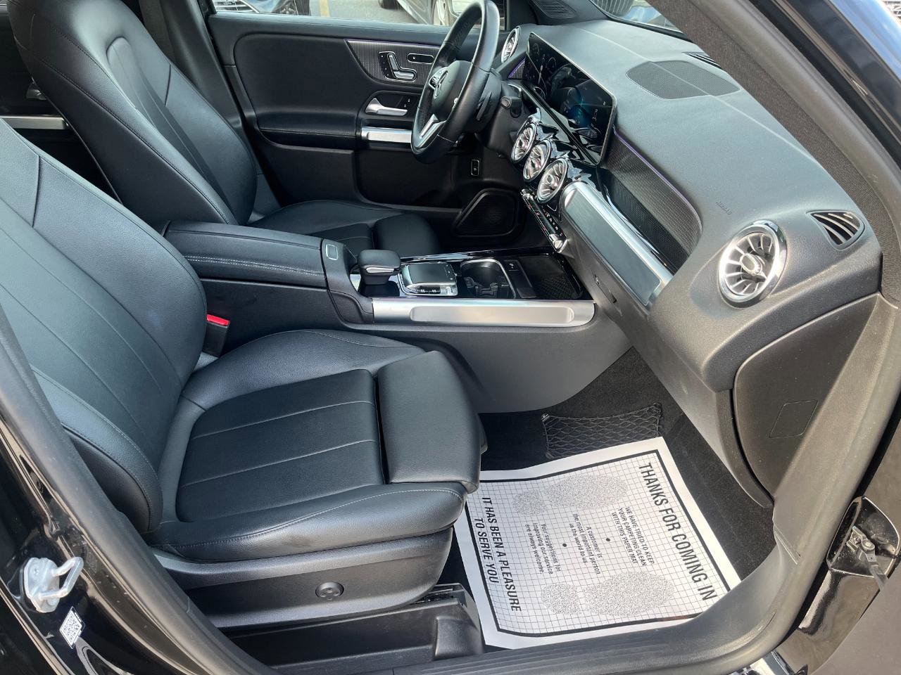 Used 2020 Mercedes-Benz GLB 250 GLB 250 4MATIC w/ Premium Package image 19