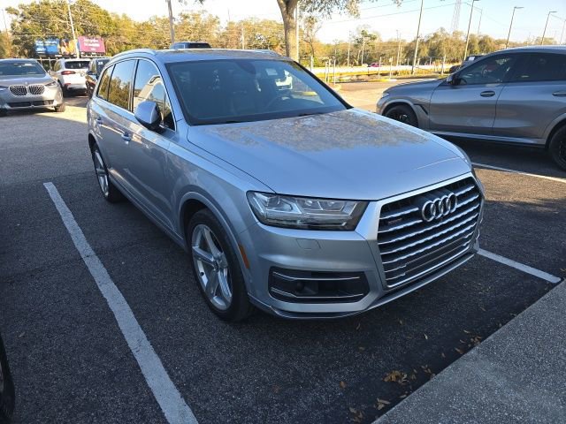 Used 2019 Audi Q7 3.0T Prestige w/ Prestige Package image 1