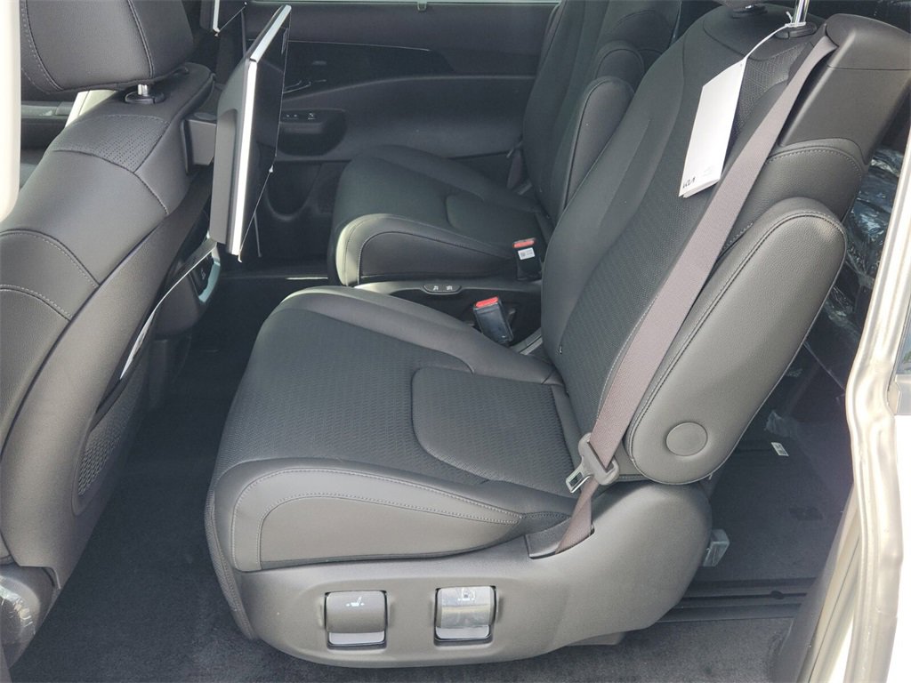 New 2025 Kia Carnival SX Prestige image 8