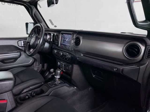 Used 2022 Jeep Gladiator Willys image 39