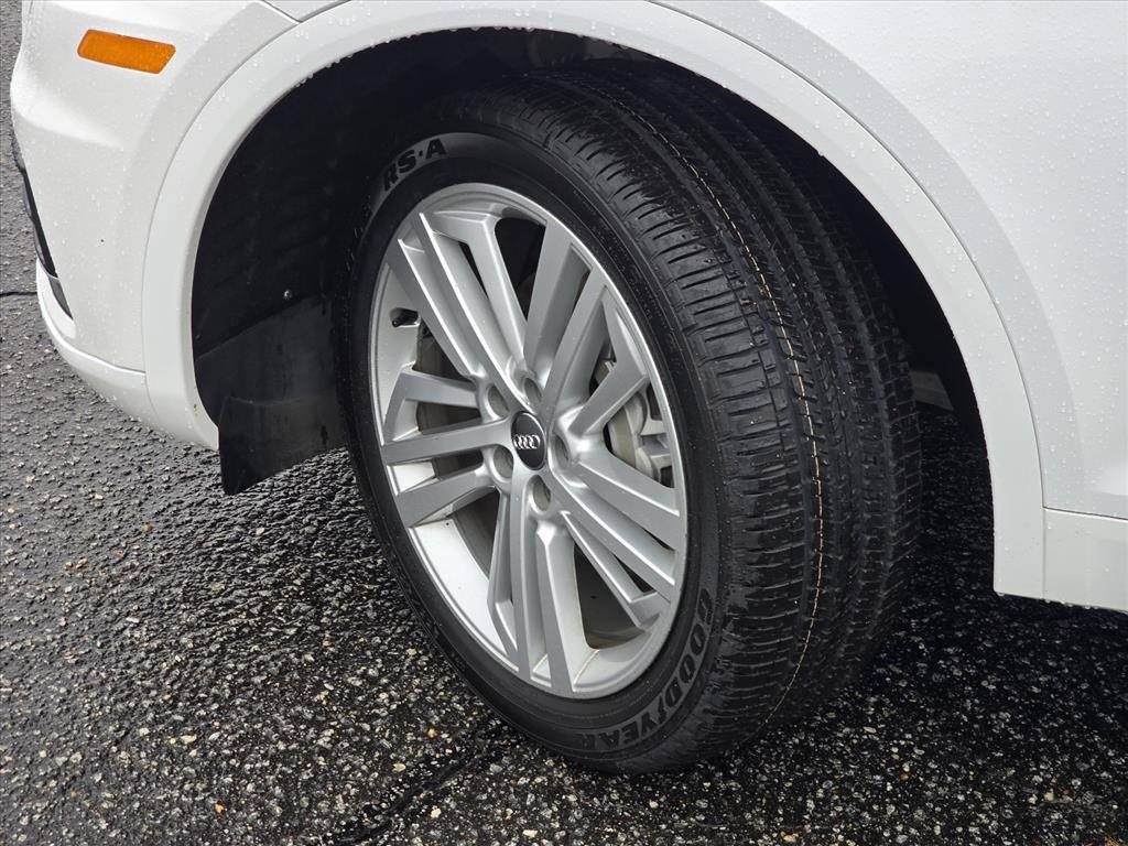 Used 2020 Audi Q5 2.0T Premium Plus w/ Premium Plus Package image 27