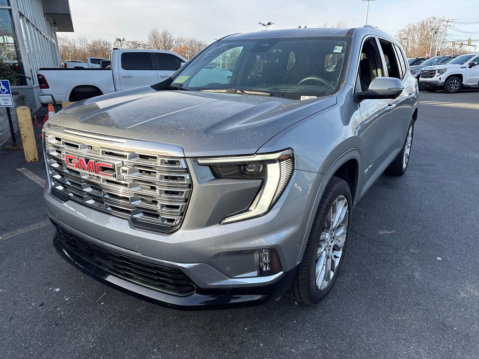 New 2025 GMC Acadia Denali w/ Super Cruise Package video 2