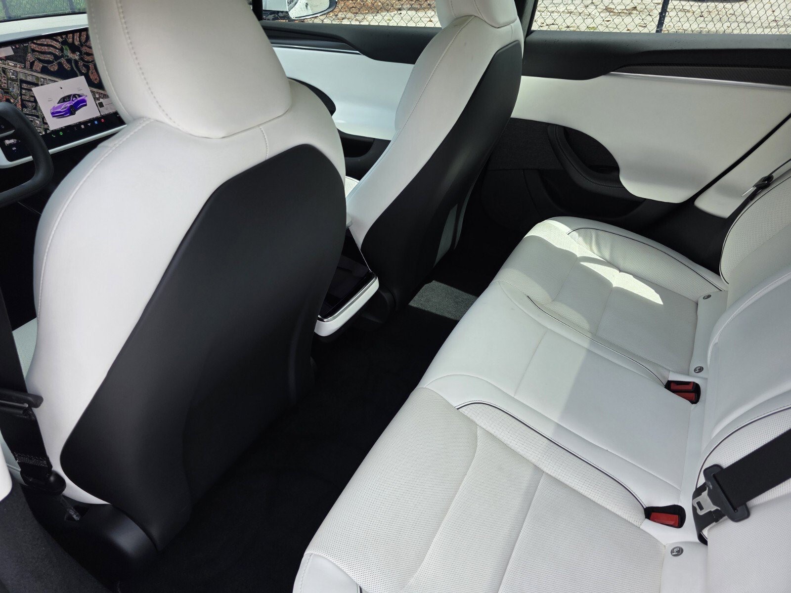 Used 2022 Tesla Model S Plaid image 16