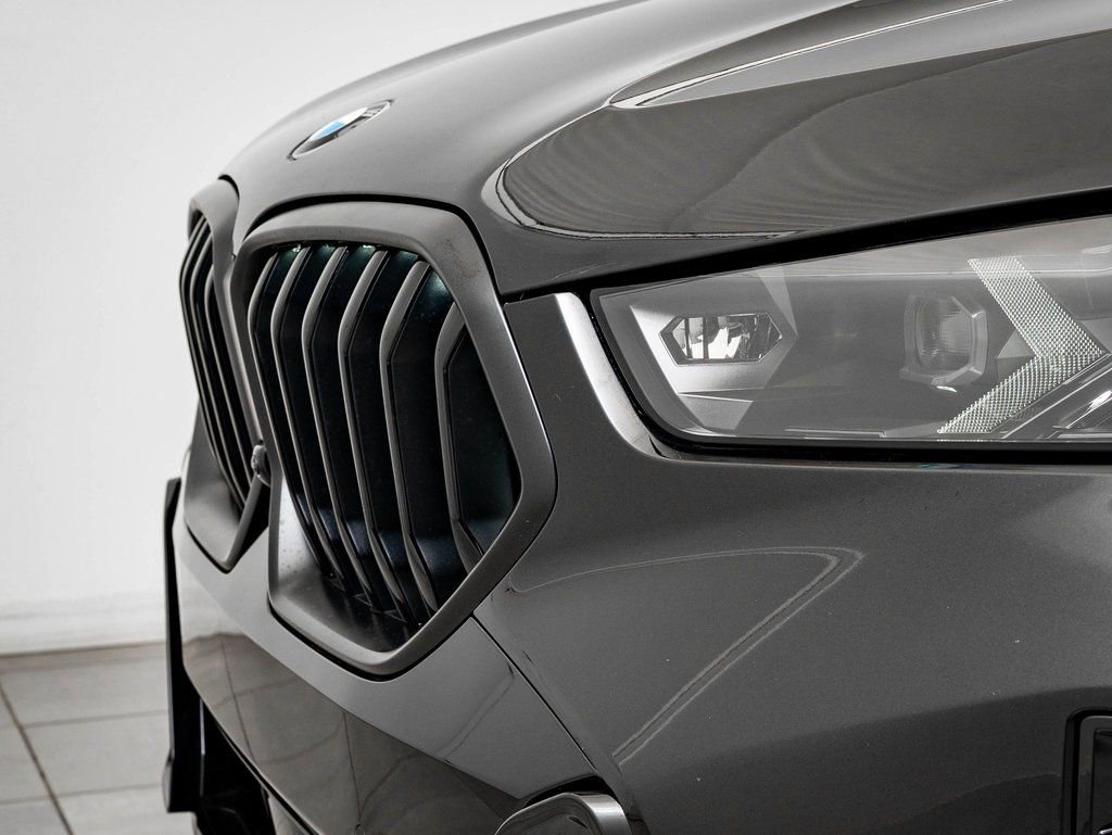 New 2026 BMW X6 xDrive40i image 3