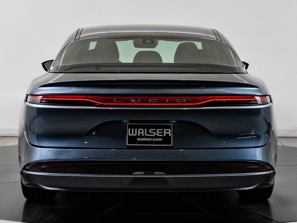 Used 2024 Lucid Air Touring image 7