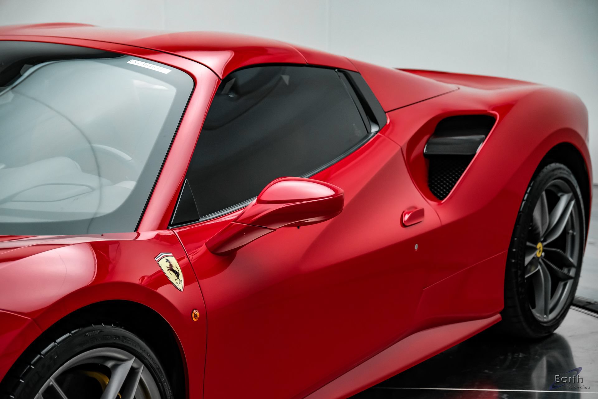 Used 2018 Ferrari 488 Spider RWD image 36