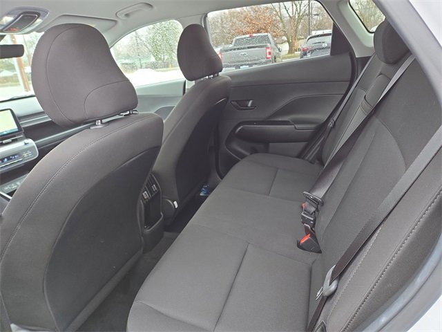 Certified 2025 Hyundai Kona SEL image 28