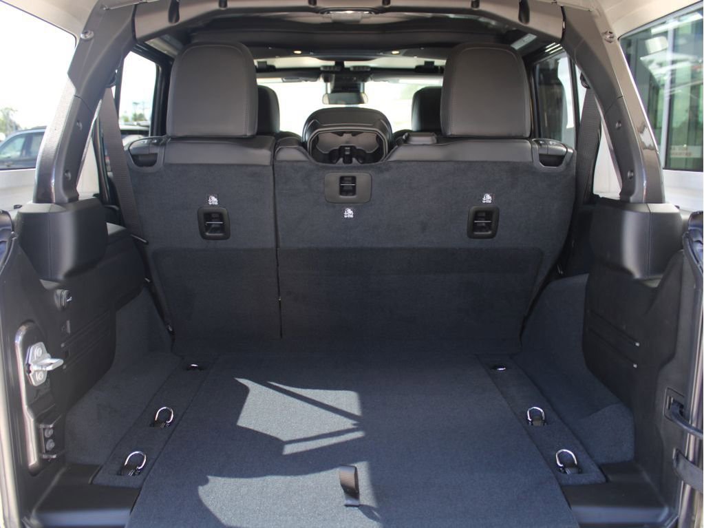 New 2025 Jeep Wrangler Unlimited Rubicon image 29