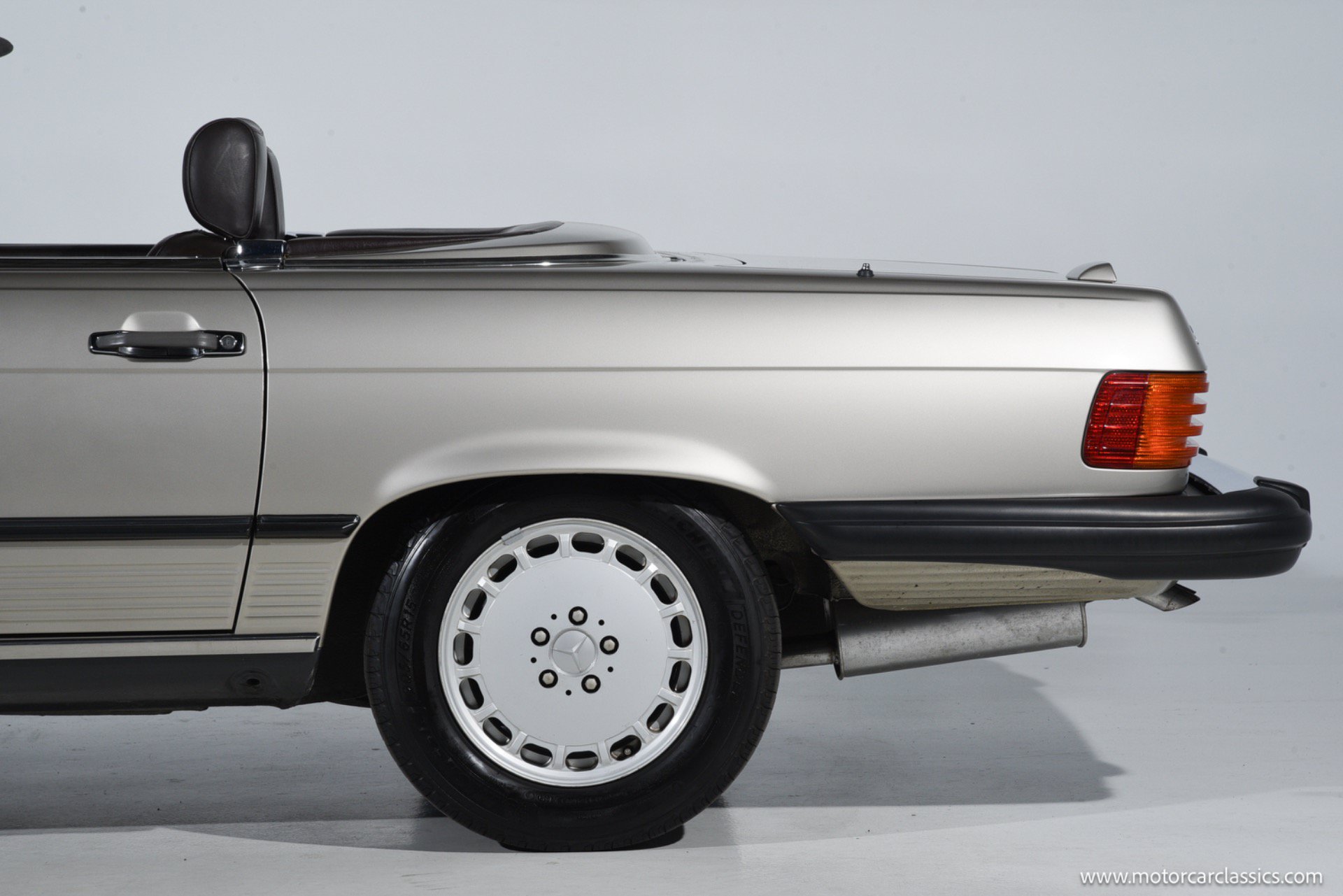 Used 1988 Mercedes-Benz 560 SL image 20