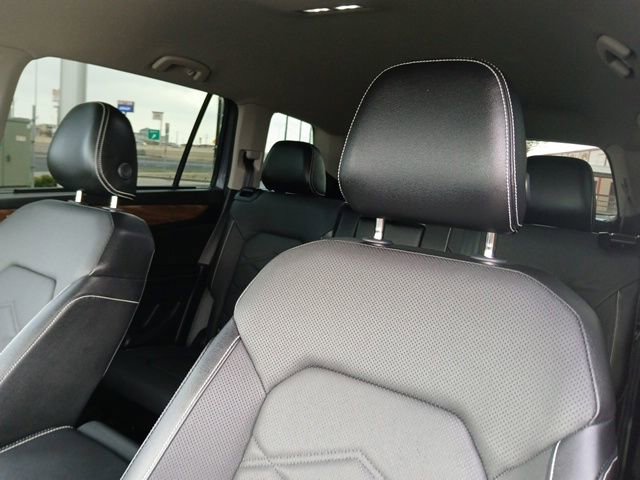 Used 2024 Volkswagen Atlas SE w/ Black Wheel Package image 30