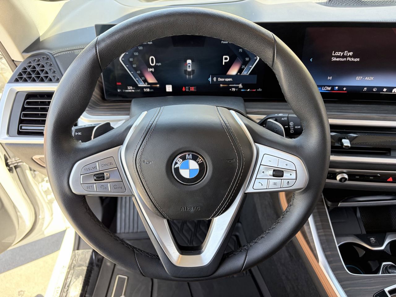 Used 2024 BMW X7 xDrive40i w/ Premium Package AWD/4WD image 23