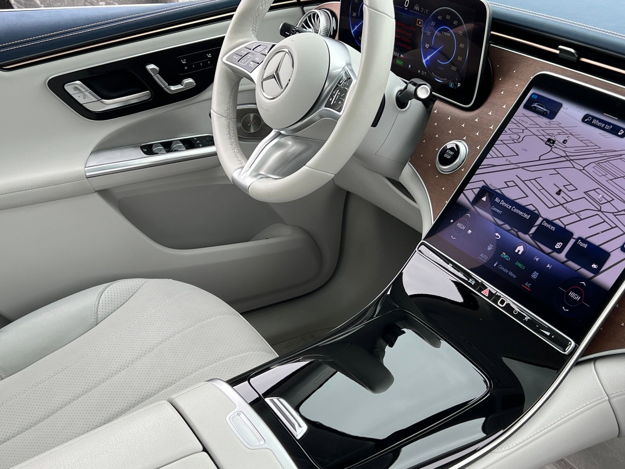 Used 2024 Mercedes-Benz EQE 350+ 4MATIC SUV w/ AMG Line Exterior Package image 15