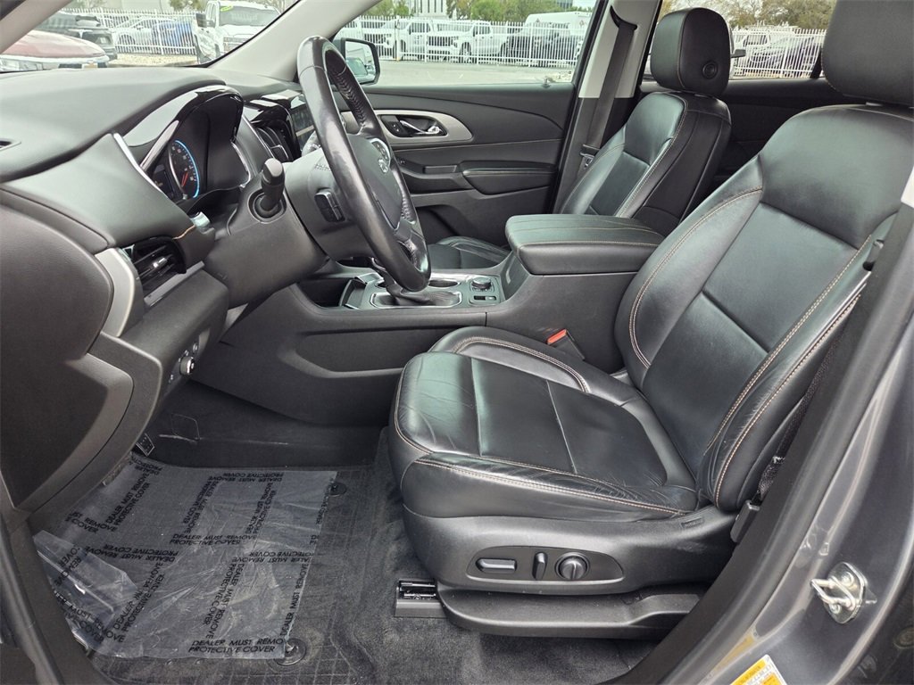 Used 2021 Chevrolet Traverse RS w/ LPO, Floor Liner Package image 5