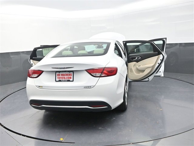 Used 2016 Chrysler 200 Limited image 40