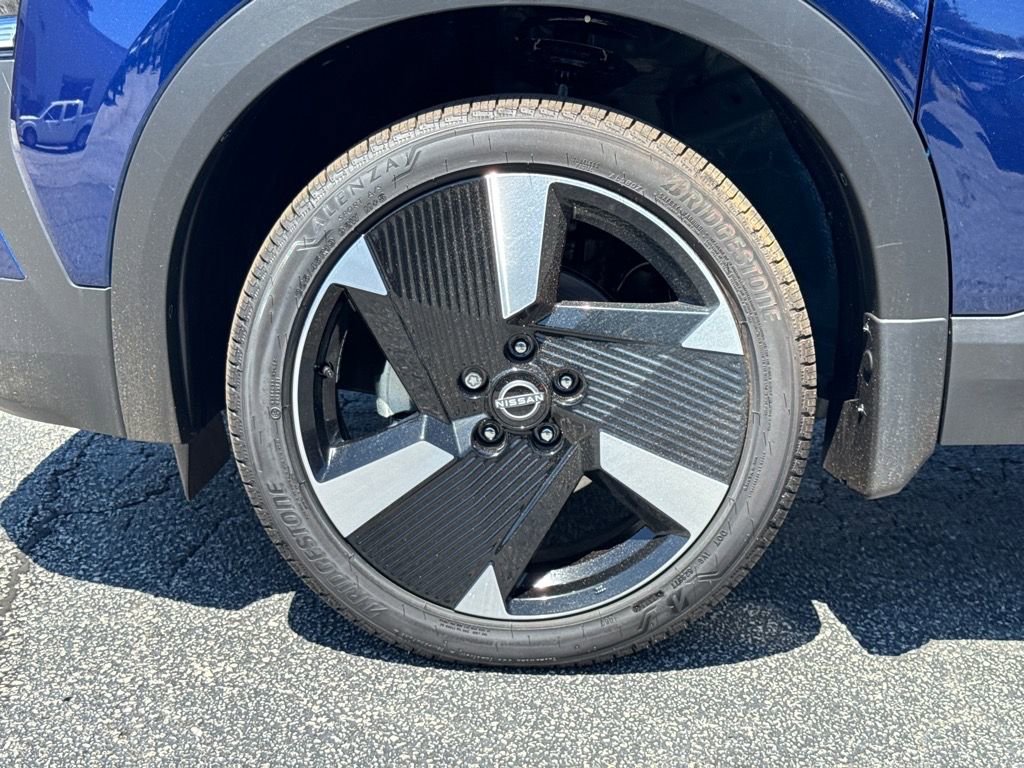 New 2025 Nissan Kicks SR w/ Interior Electronics Package image 9