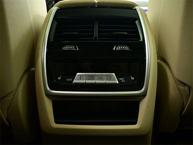 Used 2021 BMW X7 xDrive40i w/ Premium Package image 15