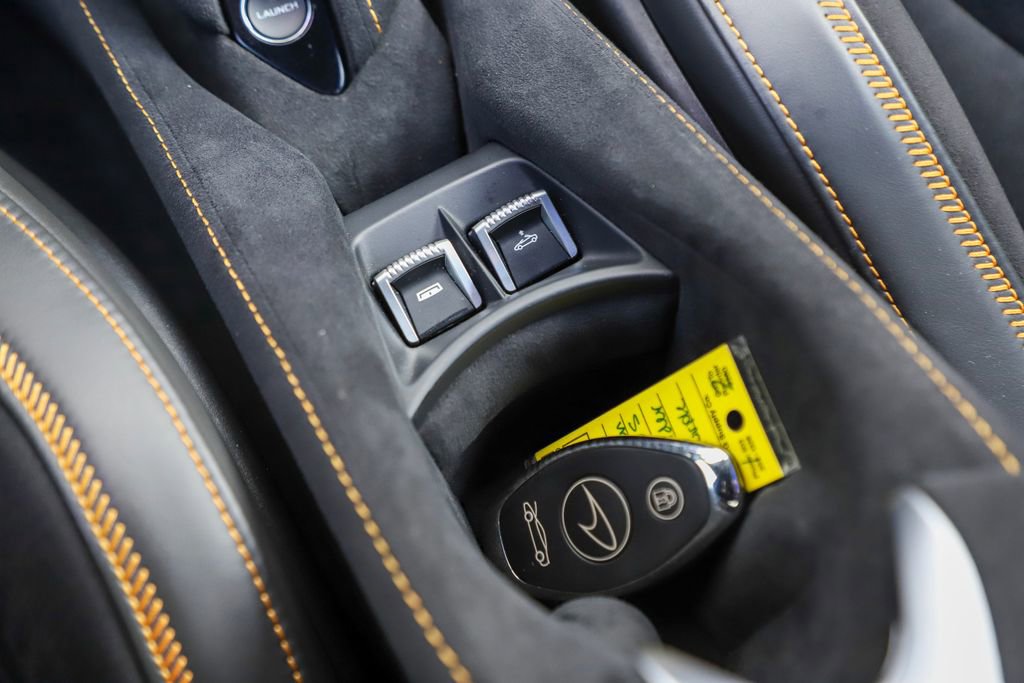 Used 2021 McLaren 720S Performance image 24