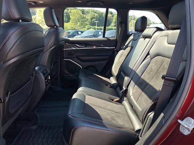 Used 2022 Jeep Grand Cherokee Trailhawk AWD/4WD image 18