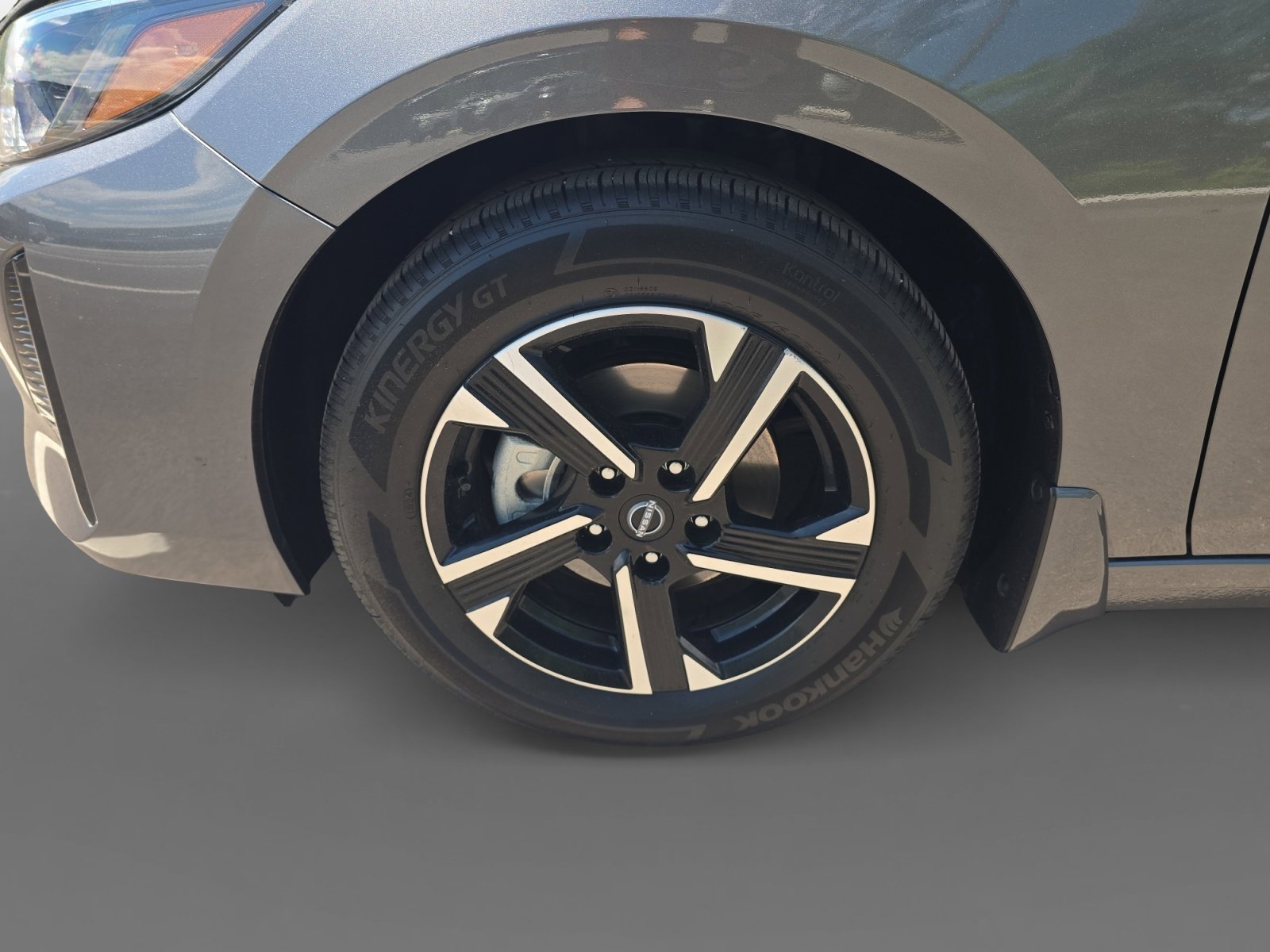 Certified 2025 Nissan Sentra SV w/ All-Weather Package FWD image 9