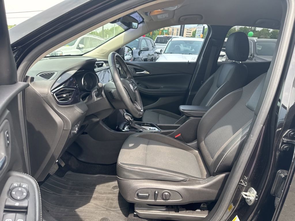 Used 2022 Buick Encore GX Select w/ Experience Buick Package FWD image 16