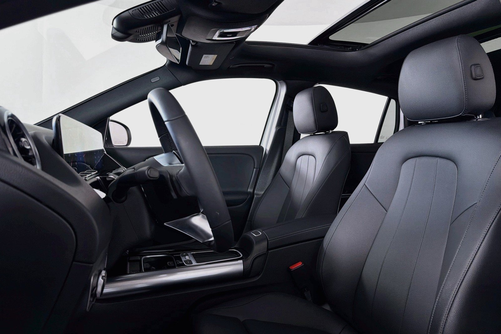 Certified 2026 Mercedes-Benz GLA 250 image 18