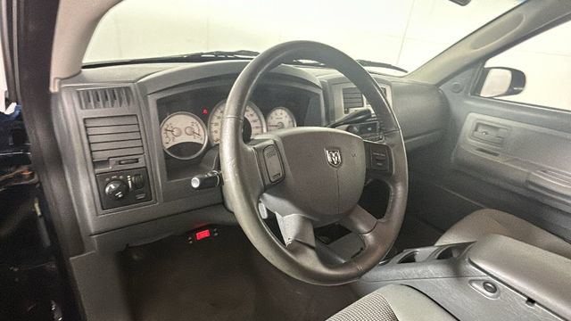 Used 2007 Dodge Dakota SLT w/ Popular Equipment Group RWD image 13