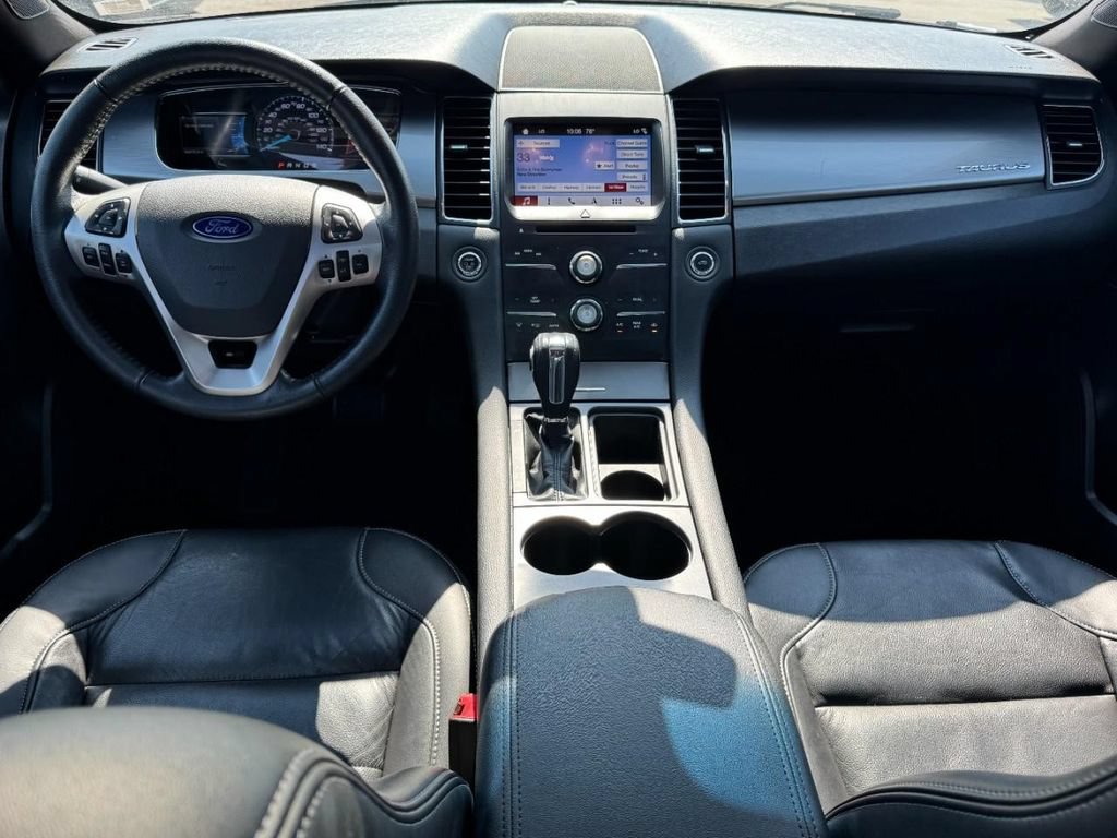 Used 2019 Ford Taurus SEL w/ Equipment Group 201A FWD image 12
