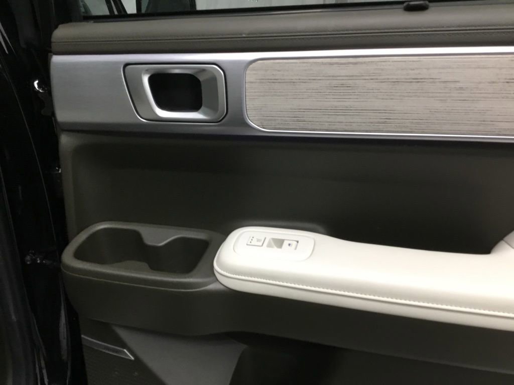 Used 2024 Hyundai Santa Fe Calligraphy image 20