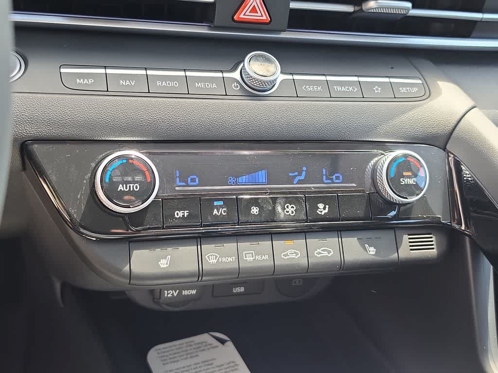 New 2026 Hyundai Elantra Limited FWD image 32