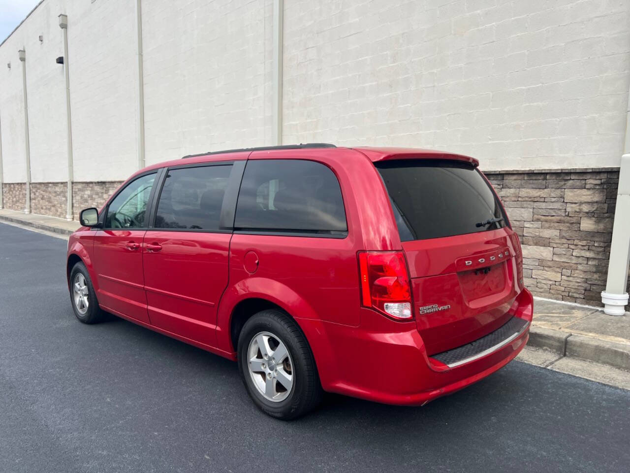 Used 2013 Dodge Grand Caravan SXT image 27
