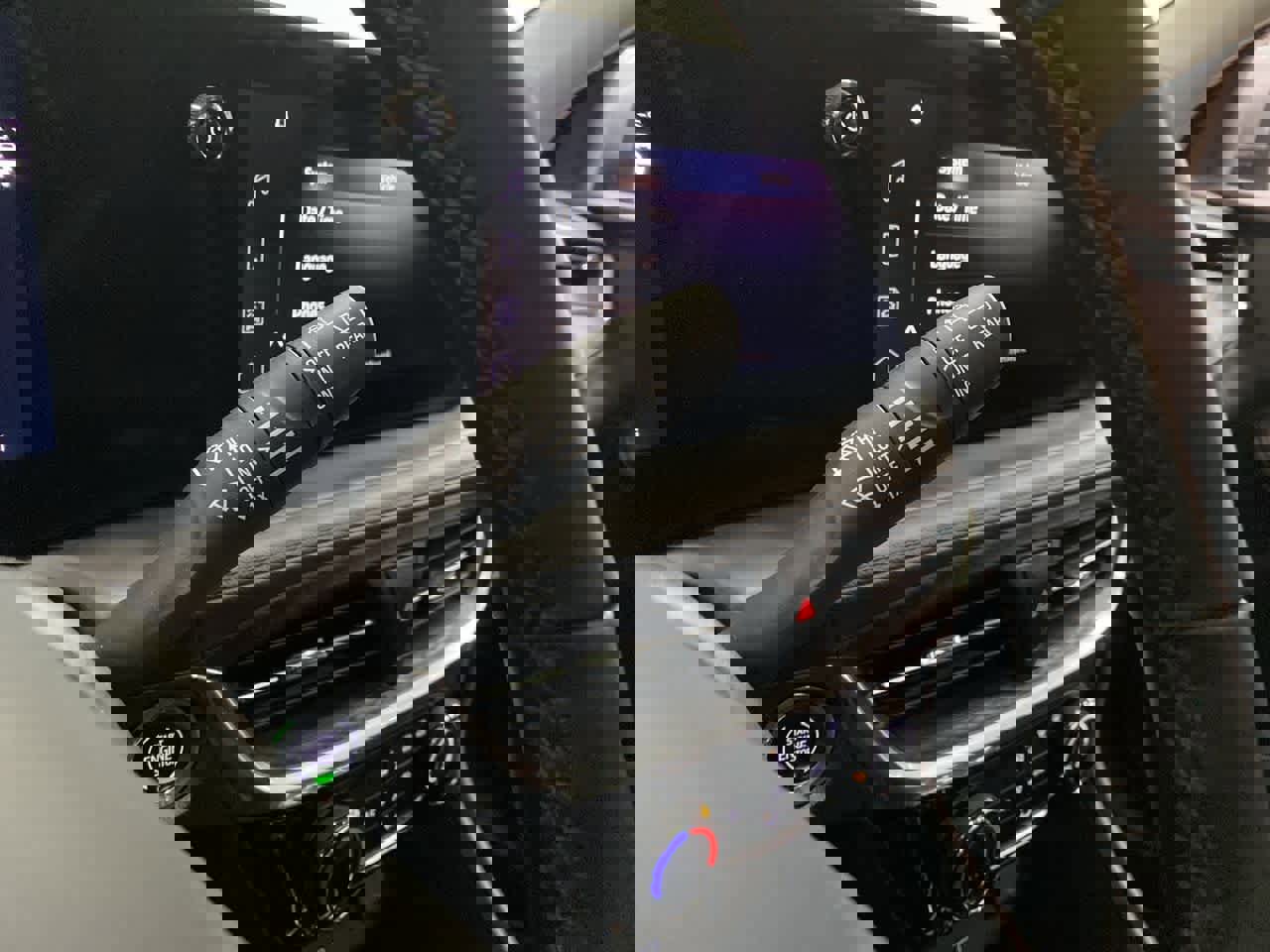 Used 2024 Buick Encore GX Sport Touring w/ Experience Buick Package image 23