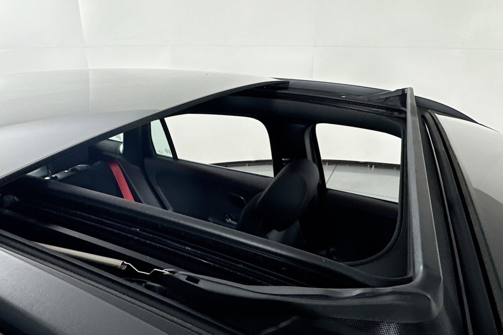 New 2026 Mercedes-Benz GLA 35 AMG 4MATIC image 21