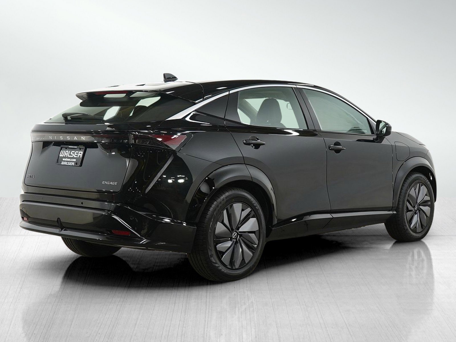 Used 2023 Nissan Ariya FWD image 5