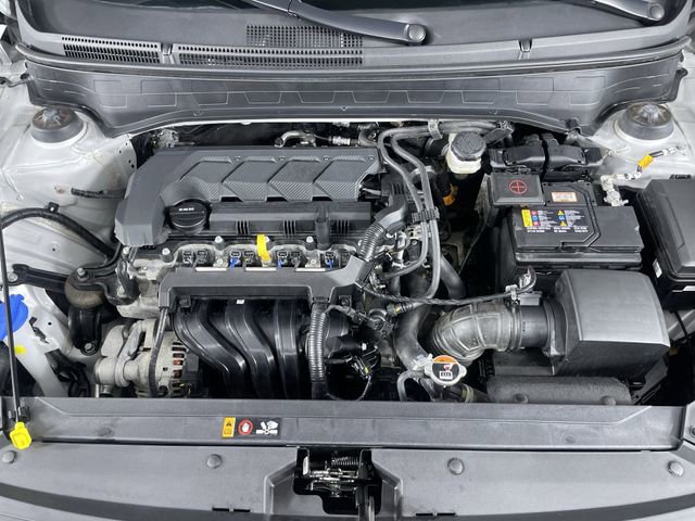 Used 2025 Hyundai Venue SEL image 46