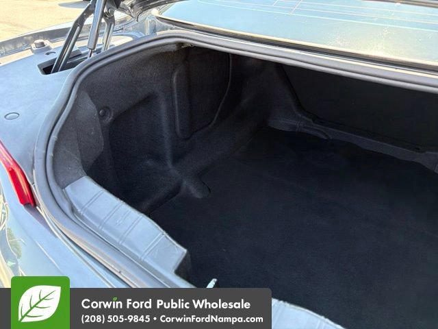 Used 2017 Chevrolet Camaro LT RWD image 29