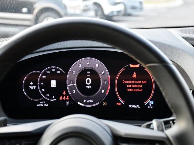 Used 2025 Porsche Cayenne image 24