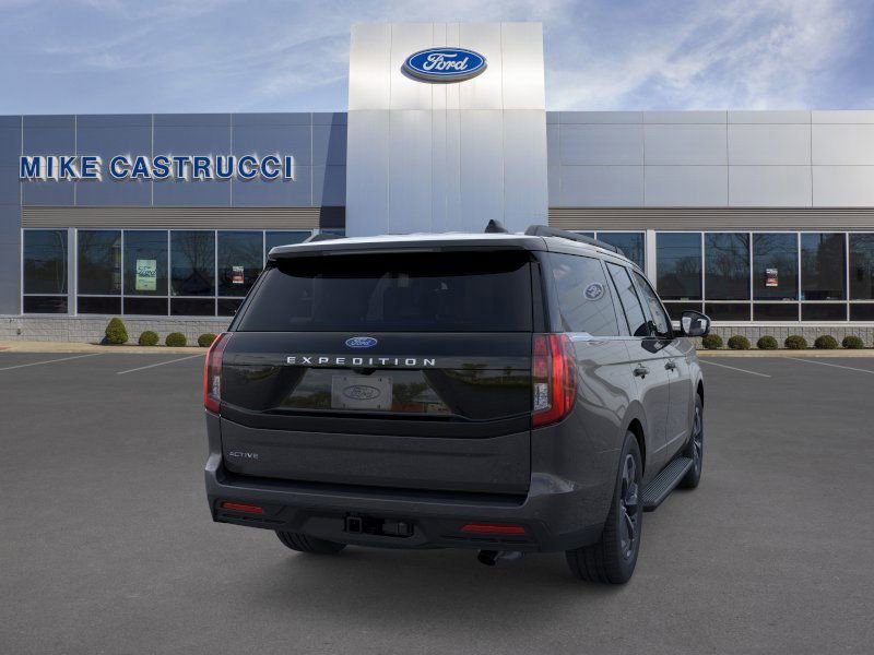 New 2026 Ford Expedition Active image 8