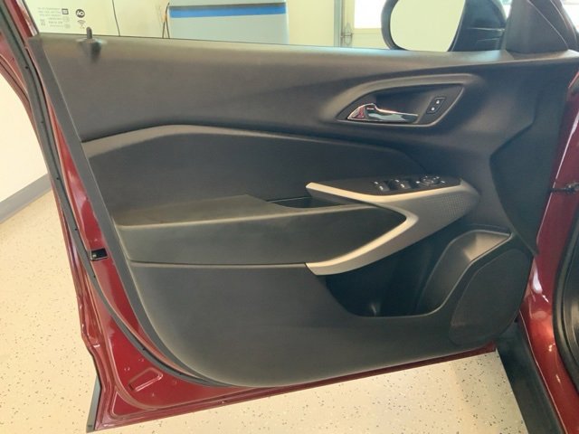 Used 2024 Chevrolet Trax RS image 35