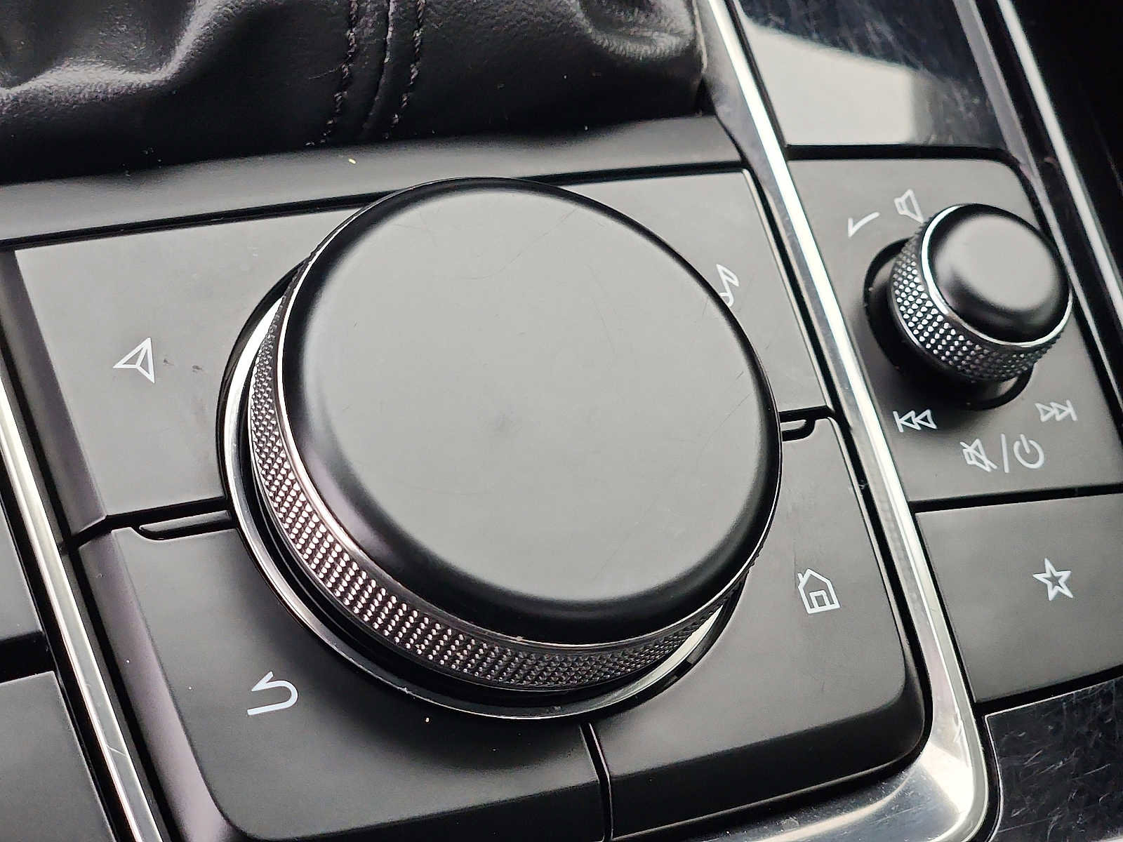 Used 2021 MAZDA CX-30 AWD 2.5 S w/ Premium Package image 25