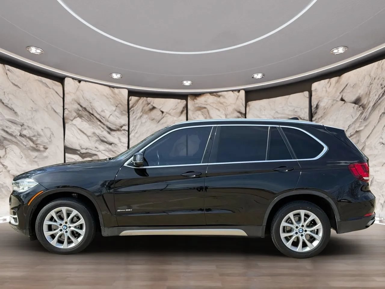 Used 2018 BMW X5 sDrive35i RWD image 10
