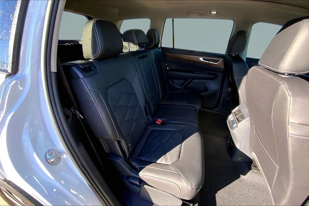 Used 2026 Volkswagen Atlas SE AWD/4WD image 10