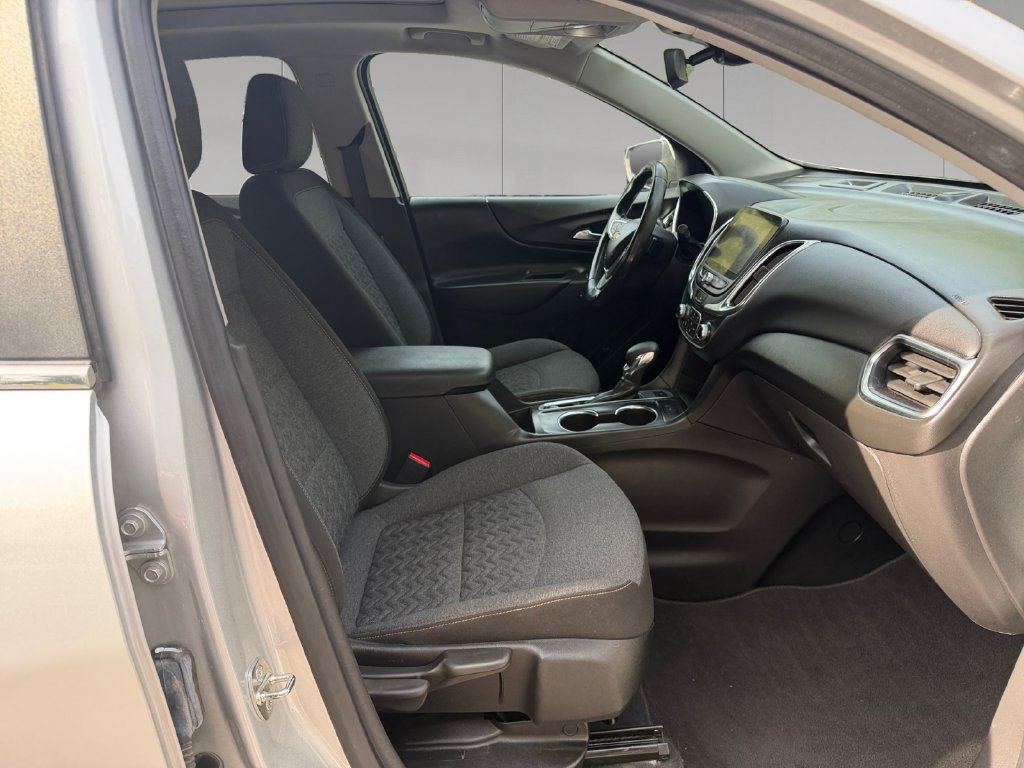 Used 2022 Chevrolet Equinox LT AWD/4WD image 18