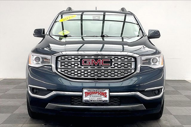 Used 2019 GMC Acadia Denali w/ Technology Package image 2