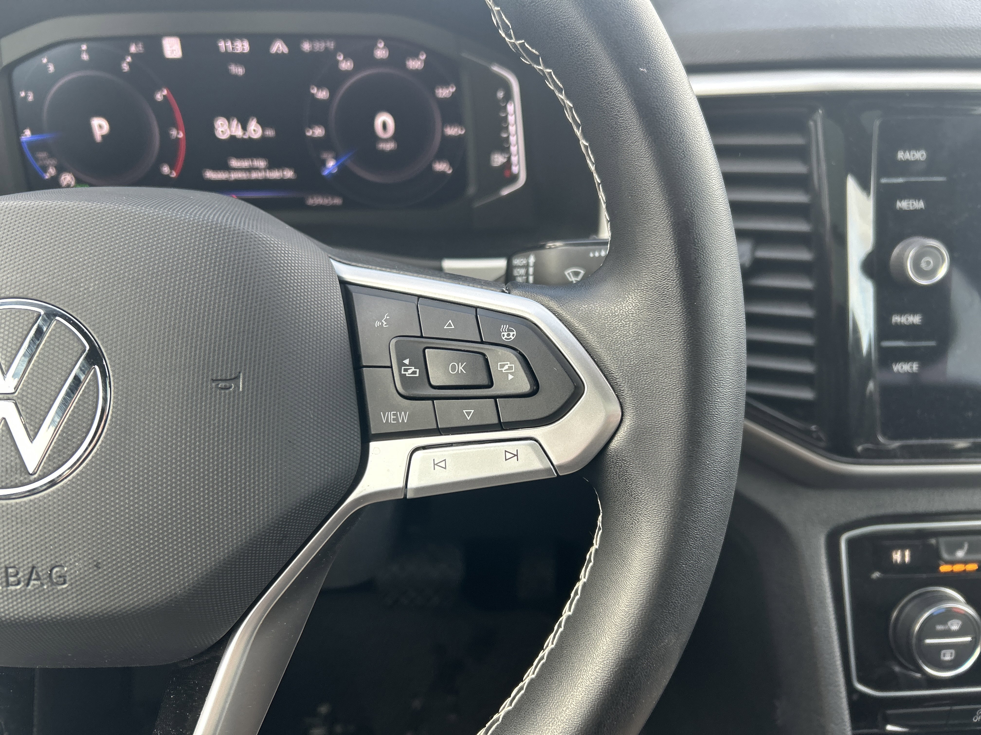 Used 2023 Volkswagen Atlas Cross Sport SEL image 14